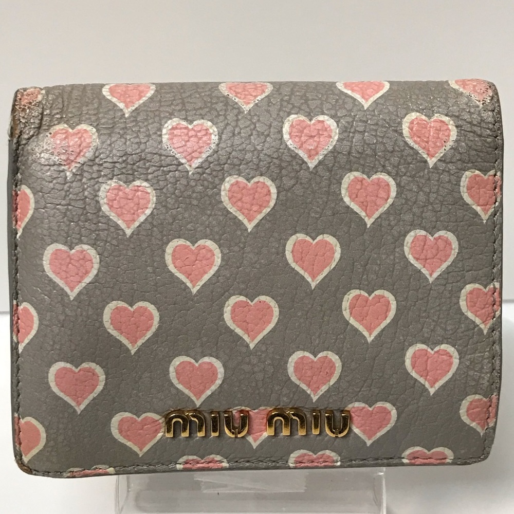 MIU MIU Heart Leather Bifold Compact Wallet 😍 - Picture 7 of 17
